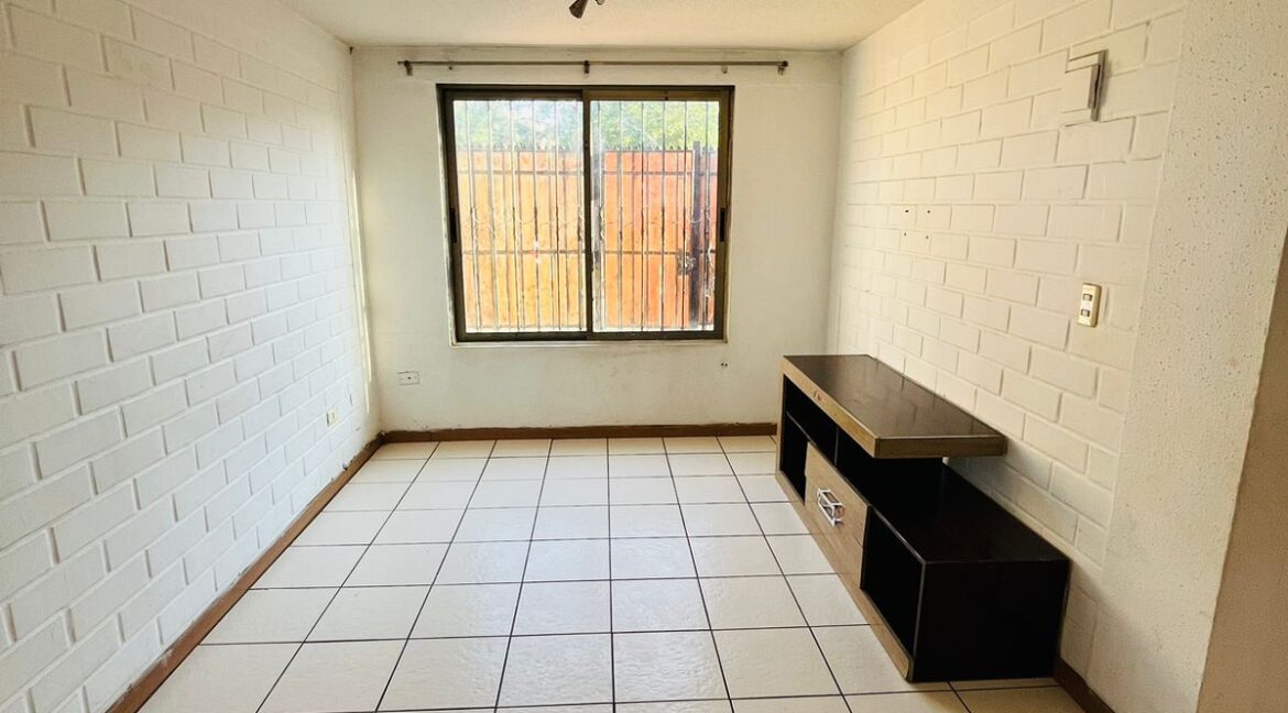 4ba7ece7-68b5-4f4f-bb09-3cfe2811d835