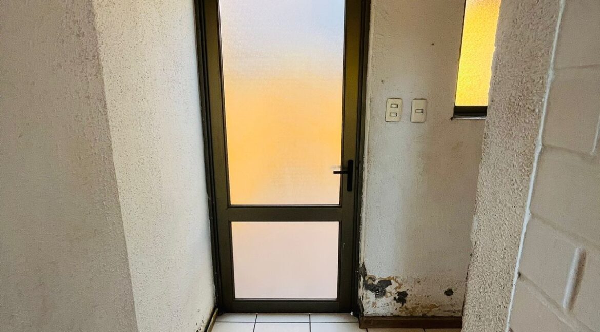 9b139aea-73c2-453e-826a-89cb498410c0