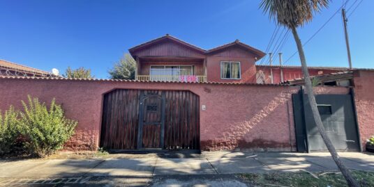 HERMOSA CASA 5D EN VENTA QUILICURA