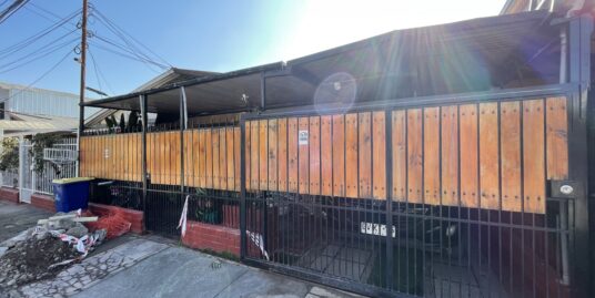 COMODA CASA 2D AMUEBLADA A PASOS DE ESTACION SOTERO DEL RIO